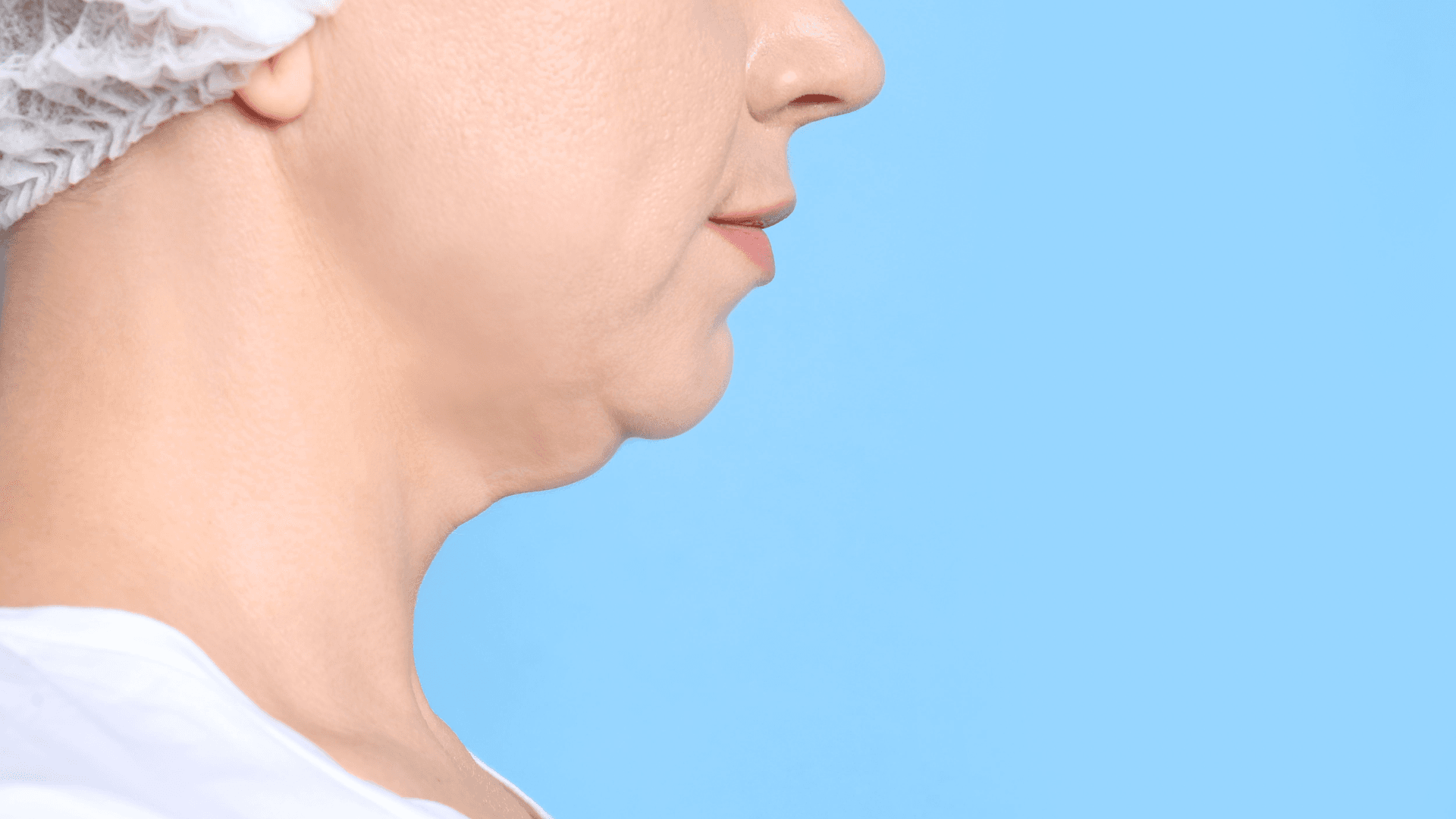 Mini lifting facial: el rejuvenecimiento natural que triunfa en 2025